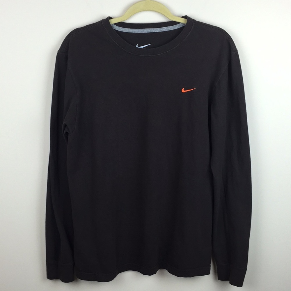 Nike - Regular Fit Long Sleeve Tee